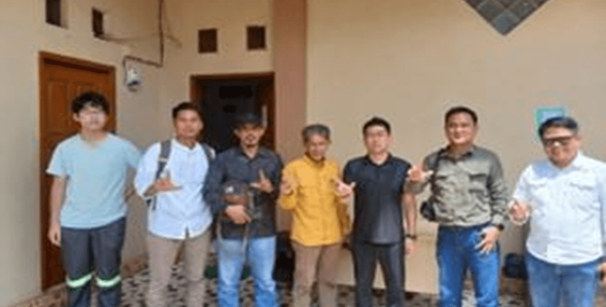 Kunjungan ke kantor PT. HNI